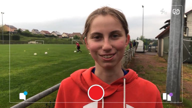 Lara est capitaine d’une équipe de foot