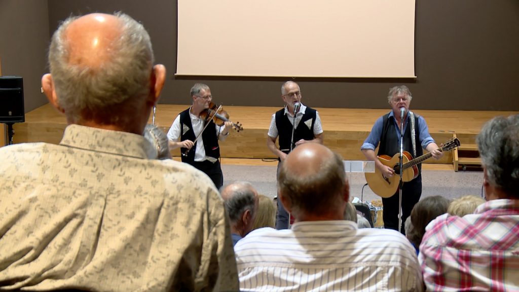 À la découverte du patrimoine local avec le trio Schaukelperd