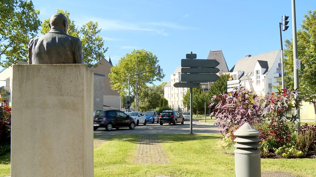 Difficile circulation au carrefour Schumann à SGMS