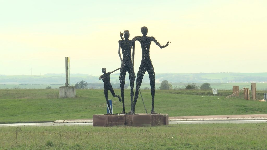 Une sculpture métallique sur les hauteurs de Schorbach