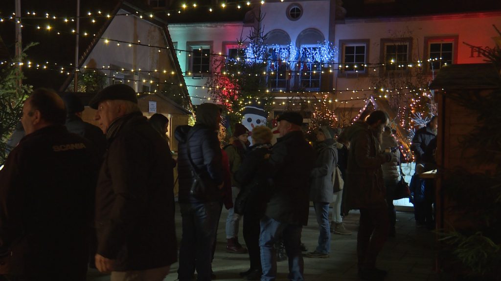 Première des " Jeudis de Noël "