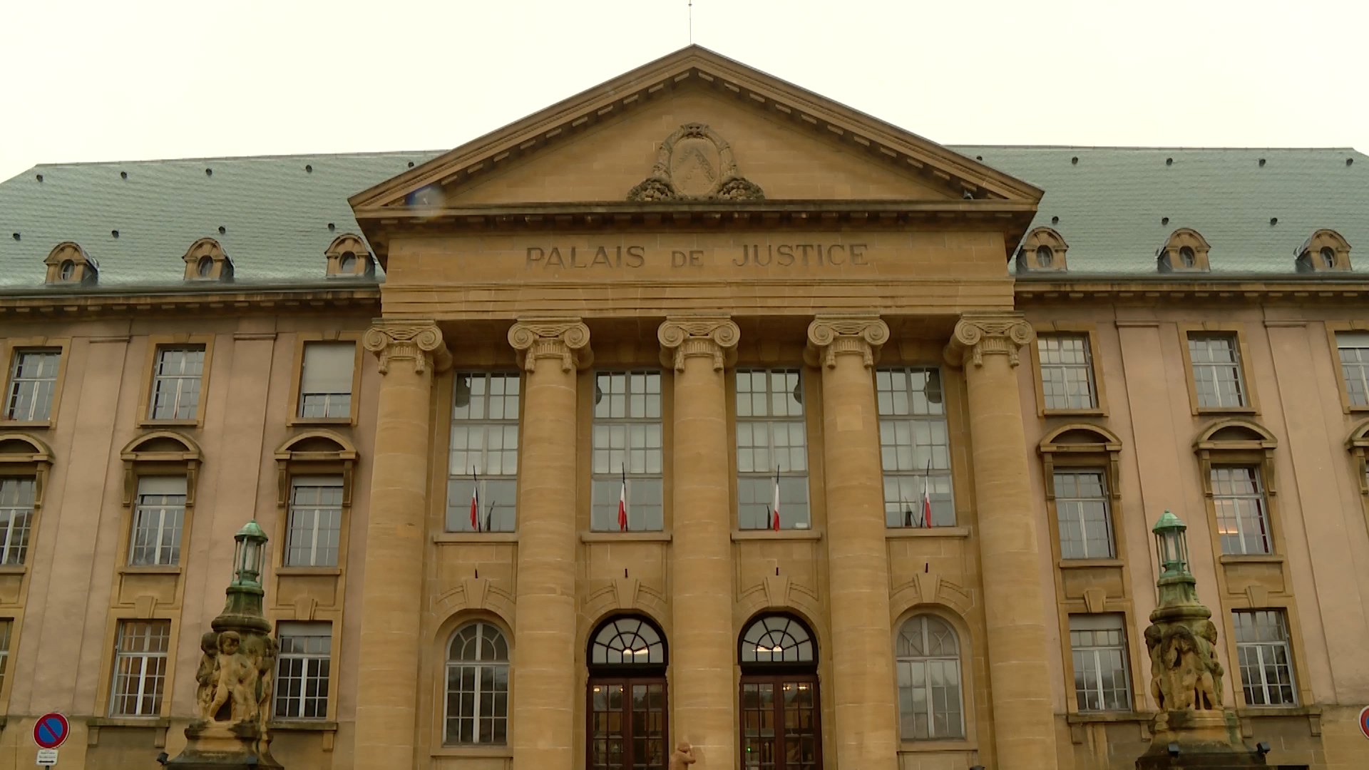 Le tribunal judiciaire continue son activité Mosaik Cristal