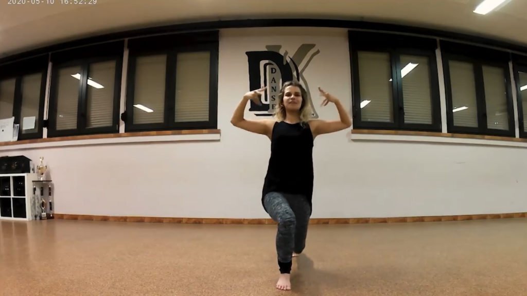 Danse à la maison !