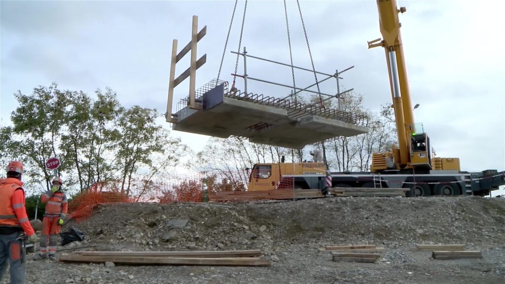 Le nouveau pont de Rech a été posé