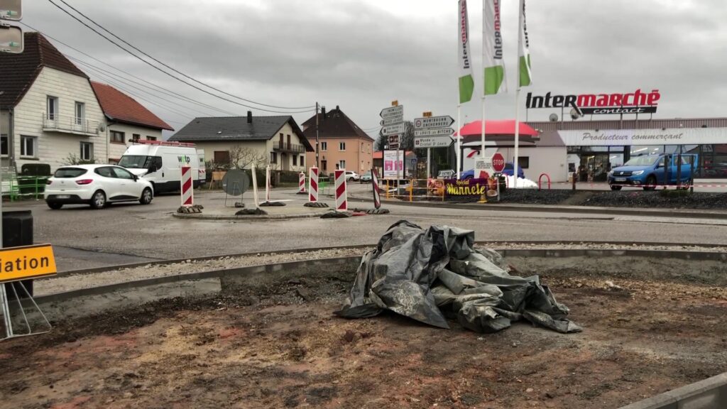 Un giratoire pour ralentir et sécuriser la circulation à Lemberg