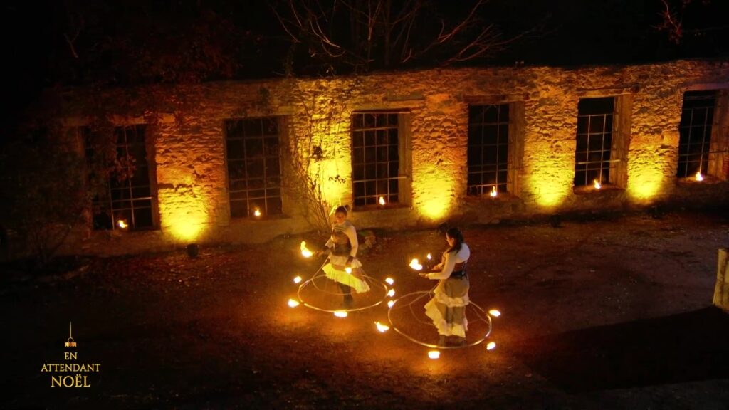 Musique, conte de Noël et spectacle de feu, directement dans votre salon !