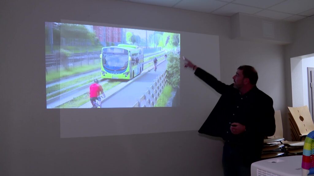 Un bus rapide sur la ligne Sarreguemines-Niederbronn