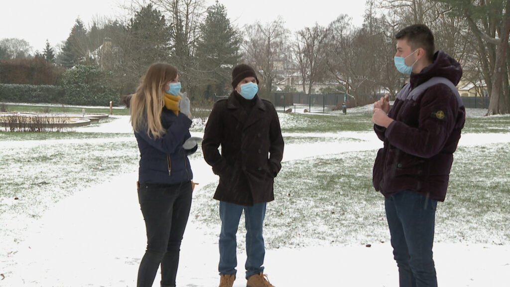 Pour les sourds et malentendants le masque est un frein à la communication