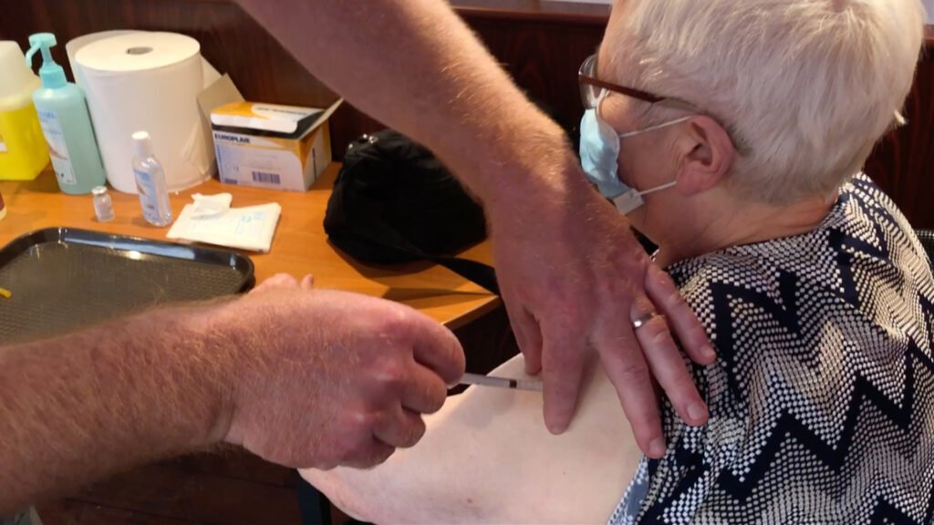 Ouverture de la vaccination aux personnes de moins de 70 ans