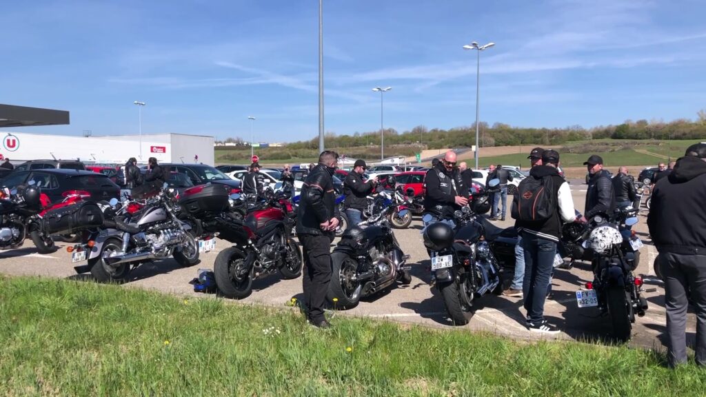 Les motards se mobilisent contre le contrôle technique