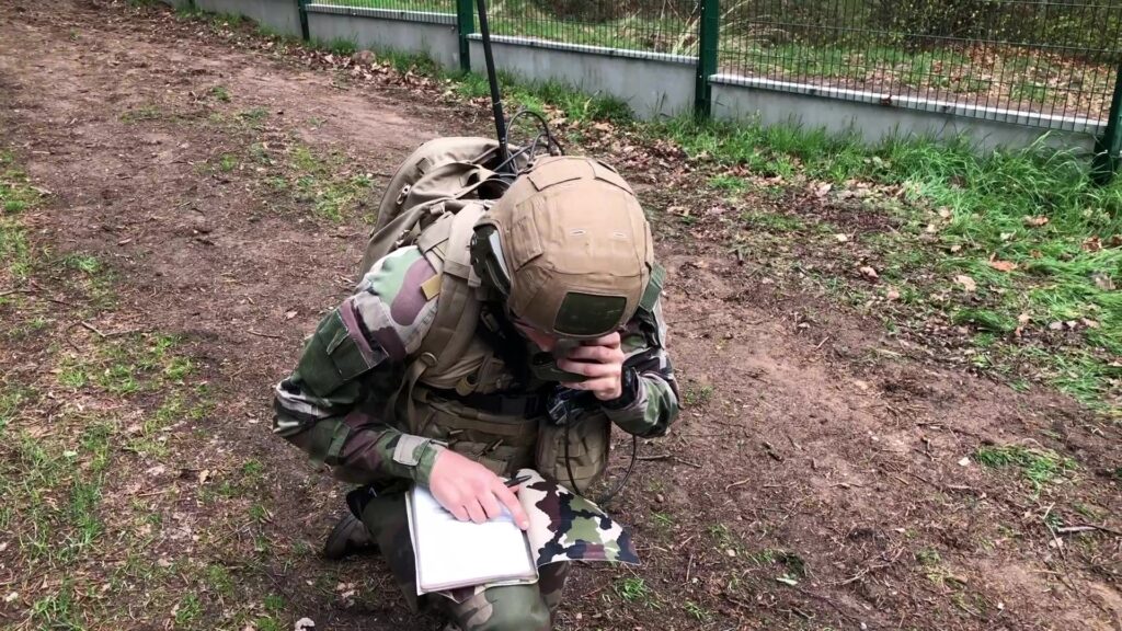 Opérateur radio à l’armée, un métier essentiel