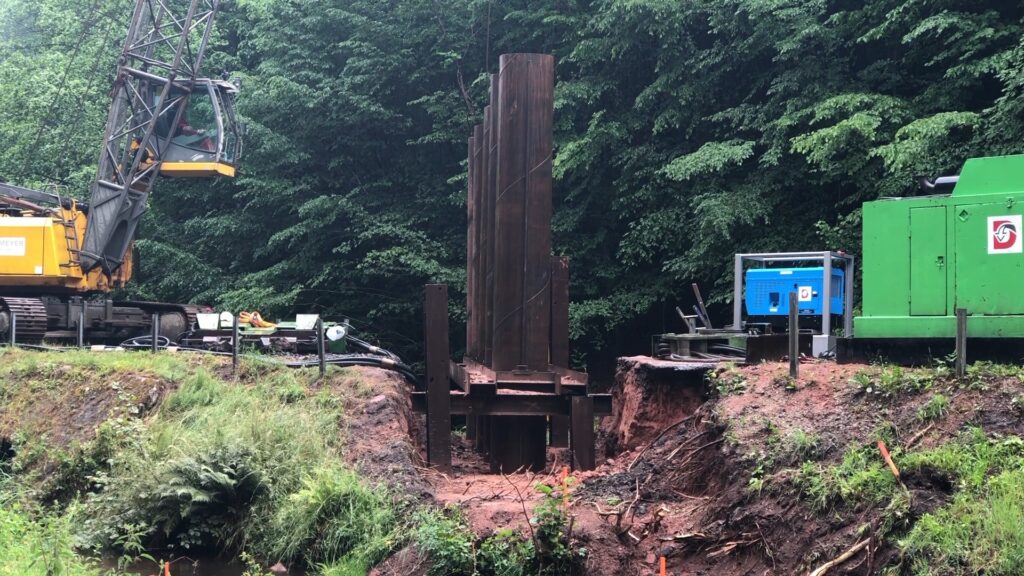 Mouterhouse : reconstruction du pont surplombant le Breidenbach