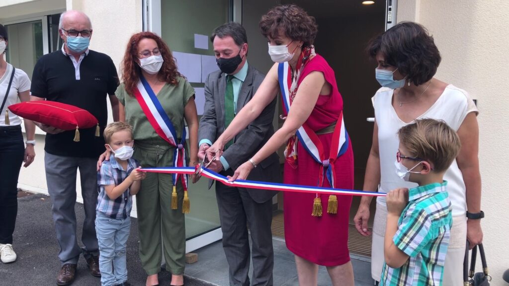 Neufgrange : une MAM et une bibliothèque