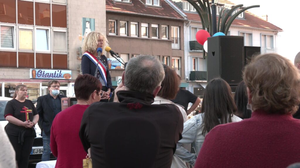 La députée Martine Wonner a participé à la manifestation anti pass sanitaire à Forbach