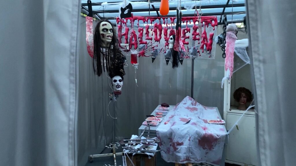 Une maison terrifiante pour Halloween