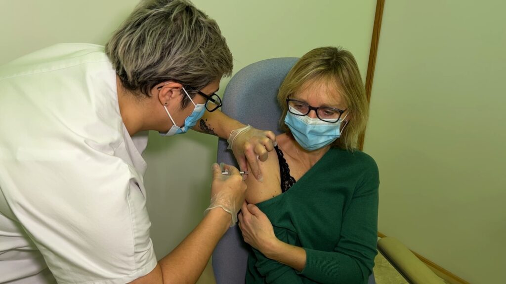 3ème dose : nouvelle ruée dans les centres de vaccination