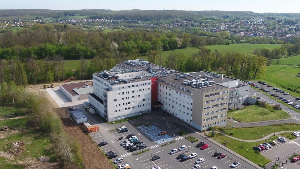 Hôpital : lits fermés, manque de personnel