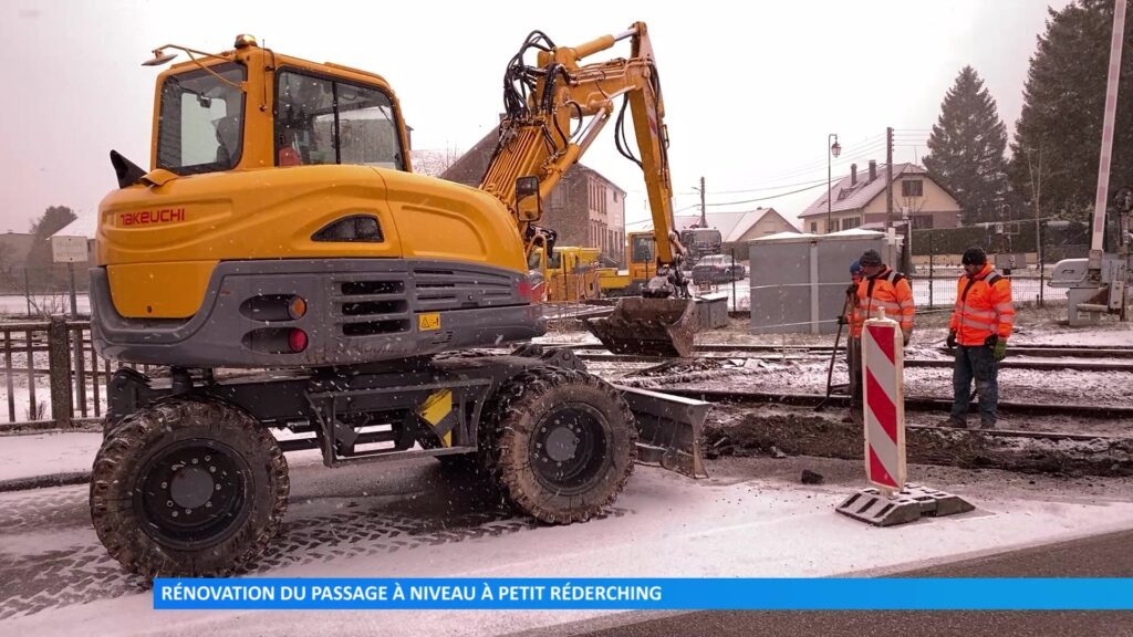 Rénovation du passage à niveau à Petit-Réderching