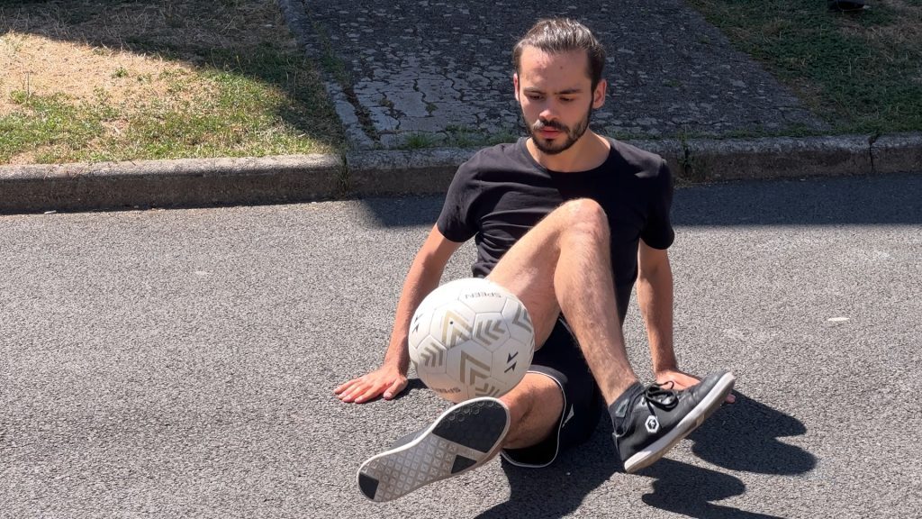 Les jeunes de Woustviller découvrent le freestyle football