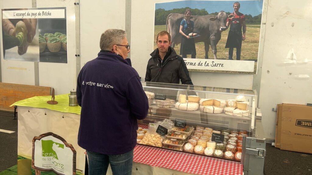 Un premier marché au Cora pour les artisans et producteurs