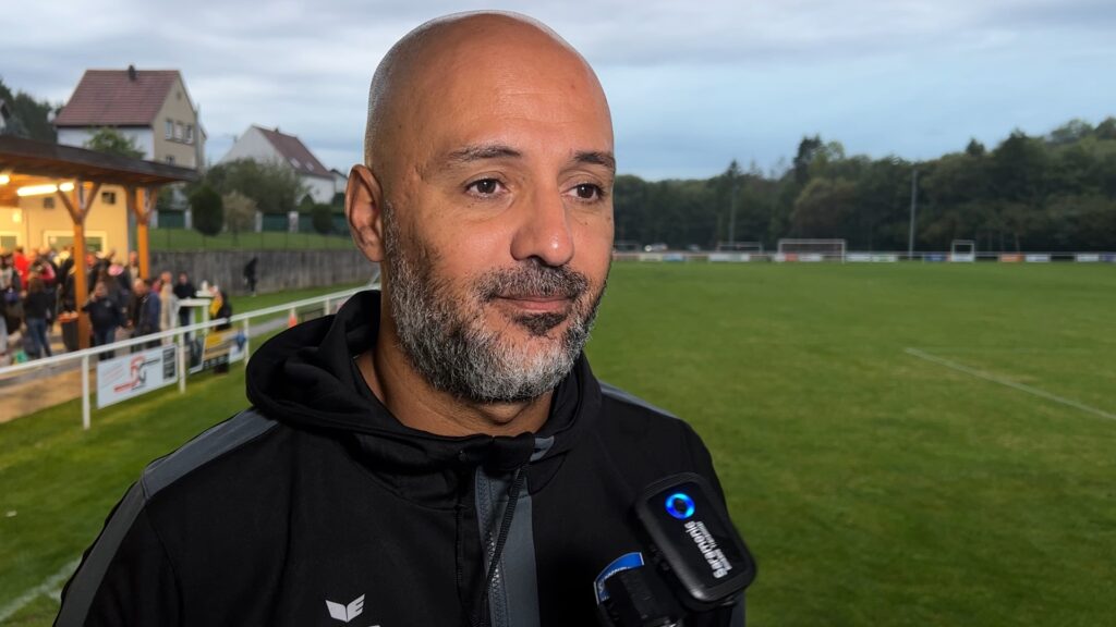 Rencontre avec le nouveau coach du SFC, Djamel FERDJANI