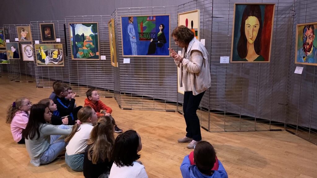Les élèves de primaire à la découverte du monde de l’art