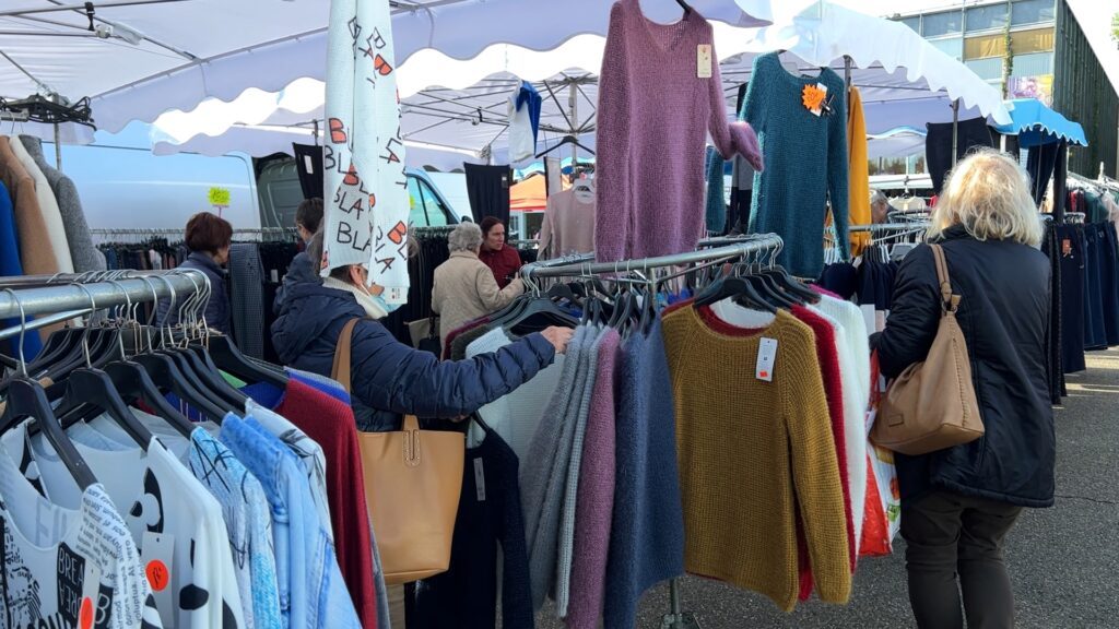 Déménagement du marché : le lieu plaît, mais des clients ne viennent plus