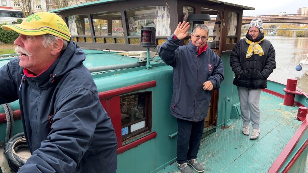 100 ans après sa construction, la péniche Pauline se porte bien