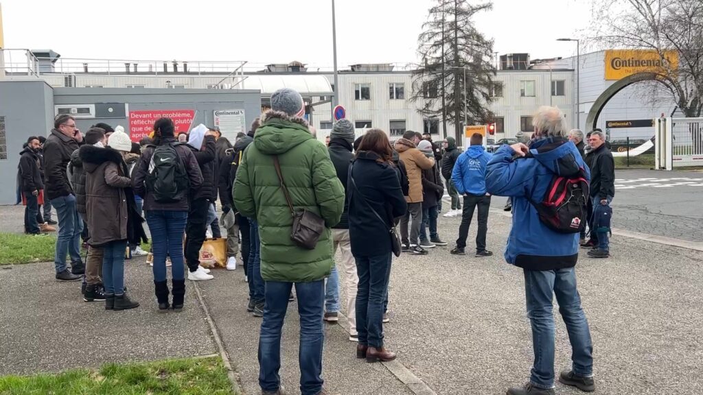 Émission spéciale : Manifestants devant l'usine Continental