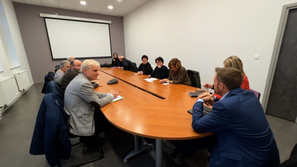 Le platt s’invite à la Halle Verrière de Meisenthal