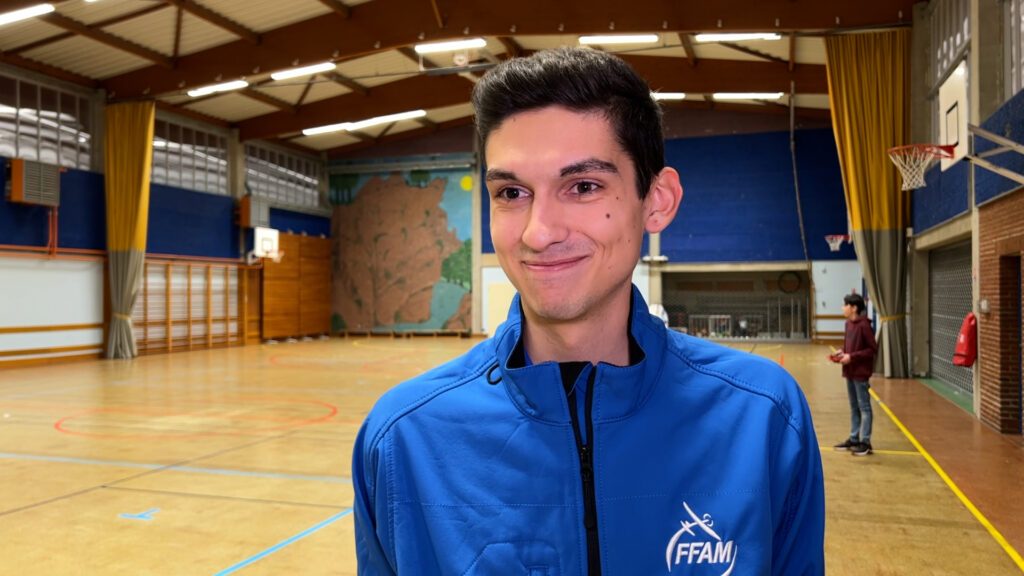 Championnat du monde de voltige en salle : Sébastien Micek part avec l’équipe de France