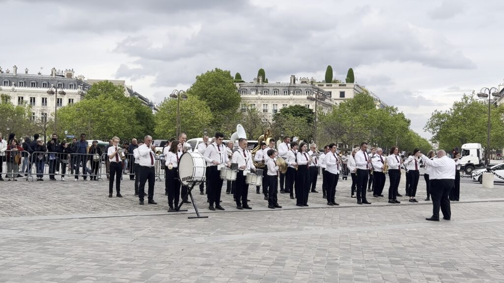 L’Harmonie Municipale de Sarralbe a joué à Paris le 8 mai