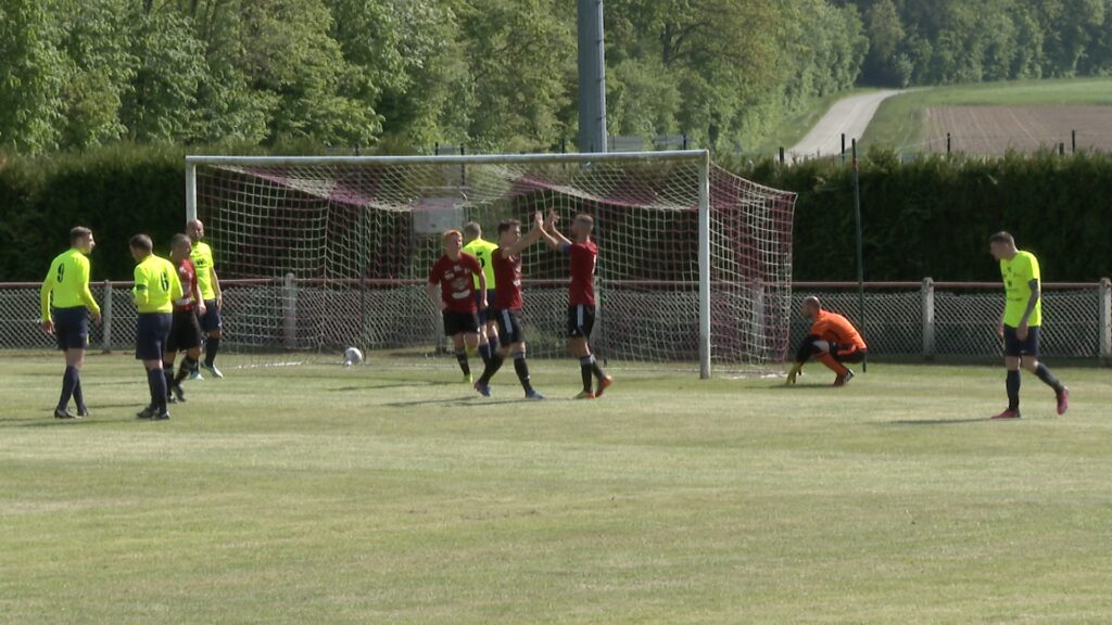 Victoire écrasante de l’AS Montbronn contre l’Entente Bure Boulange Football 8 buts à 2