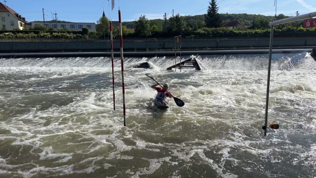 Allemands et Français partagent le même terrain de jeu : le parcours de slalom de Grosbliederstroff