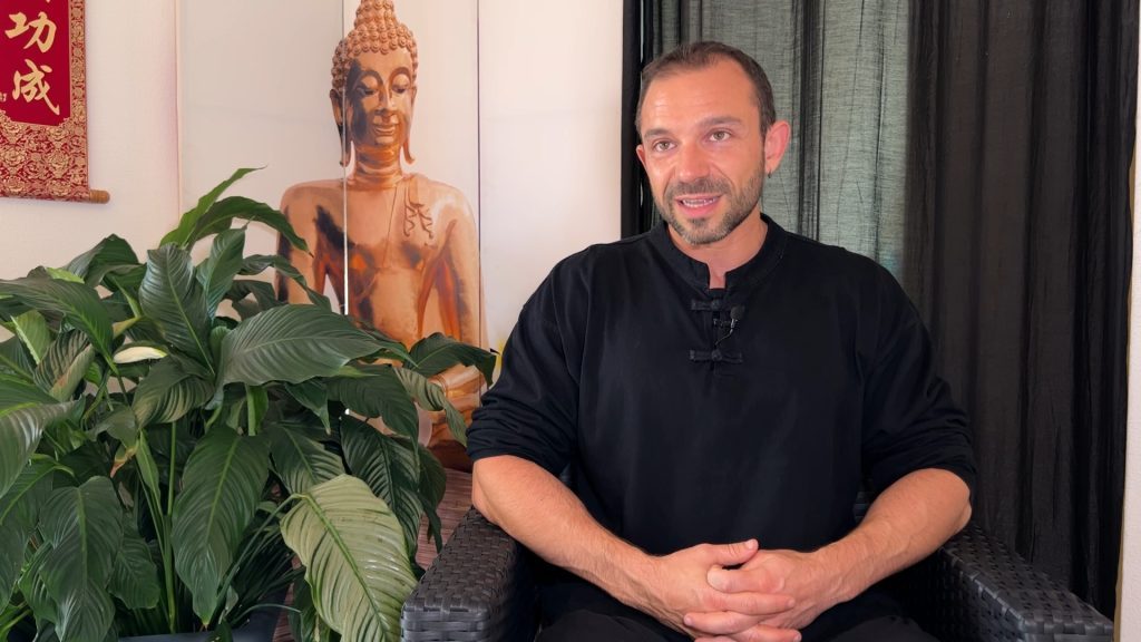 Mickaël Lett et la médecine traditionnelle chinoise