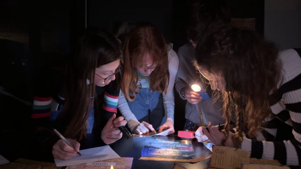 Un escape game dans un ancien tombeau Égyptien pour les jeunes