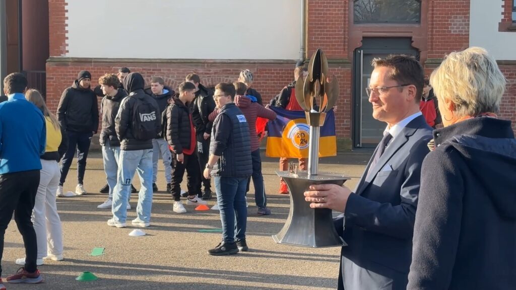 La flamme linguistique passe au lycée Simon Lazard