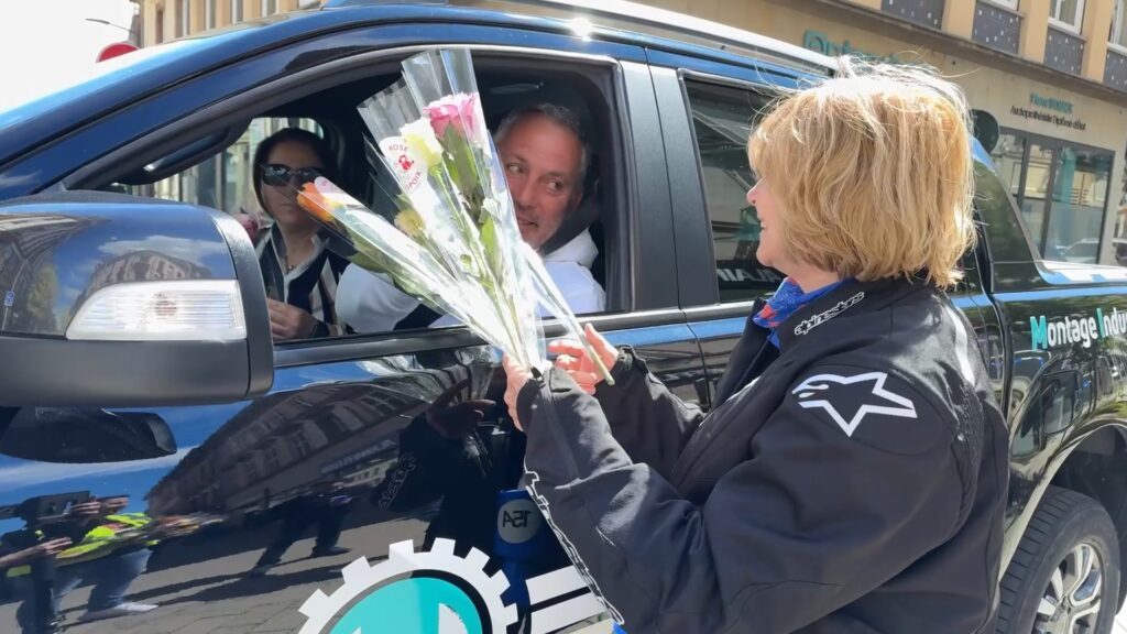 Une Rose, Un Espoir : 250 motards mobilisés pour la lutte contre le cancer