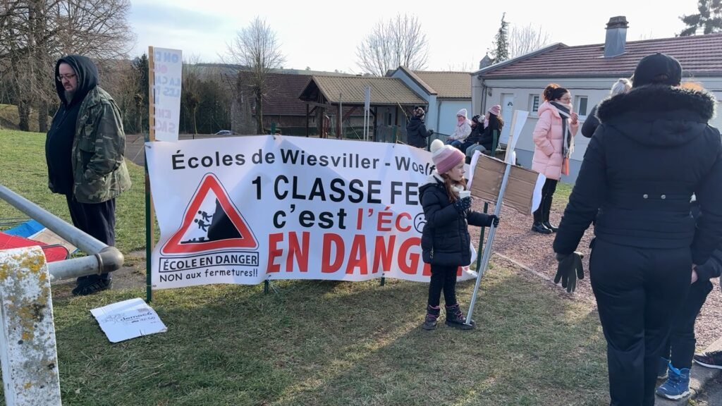 Fermeture de classe - Les parents d’élèves de Woelfling et Wiesviller rencontrent le sous-préfet