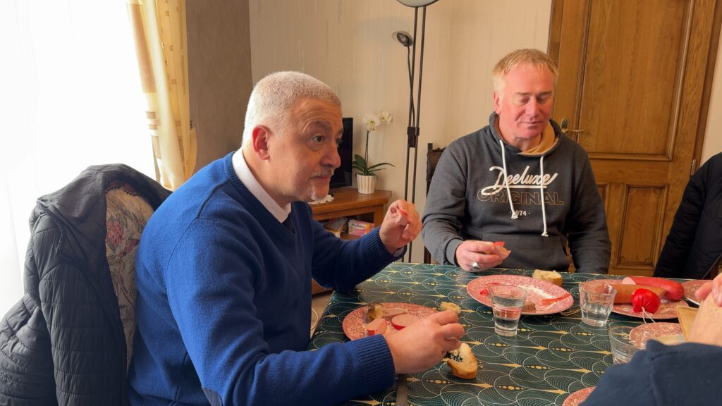Le sous-préfet se met à table à Kalhausen
