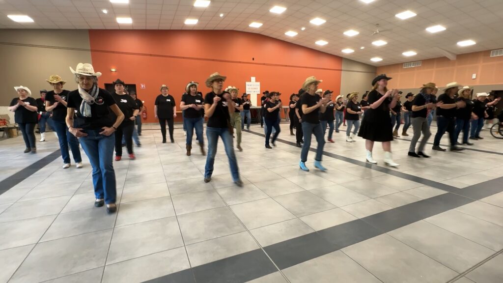 Hop'la, vivez et vibrez ! : la danse country à Sarreguemines