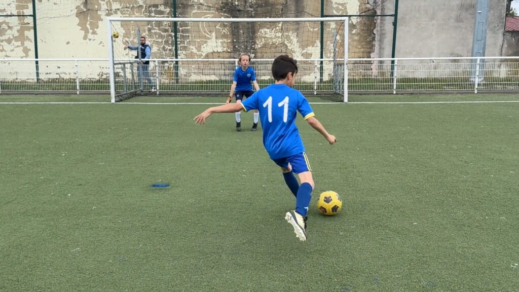 Hop'la, vivez et vibrez ! : l’AS Neunkirch transmet la passion du ballon rond dès le plus jeune âge