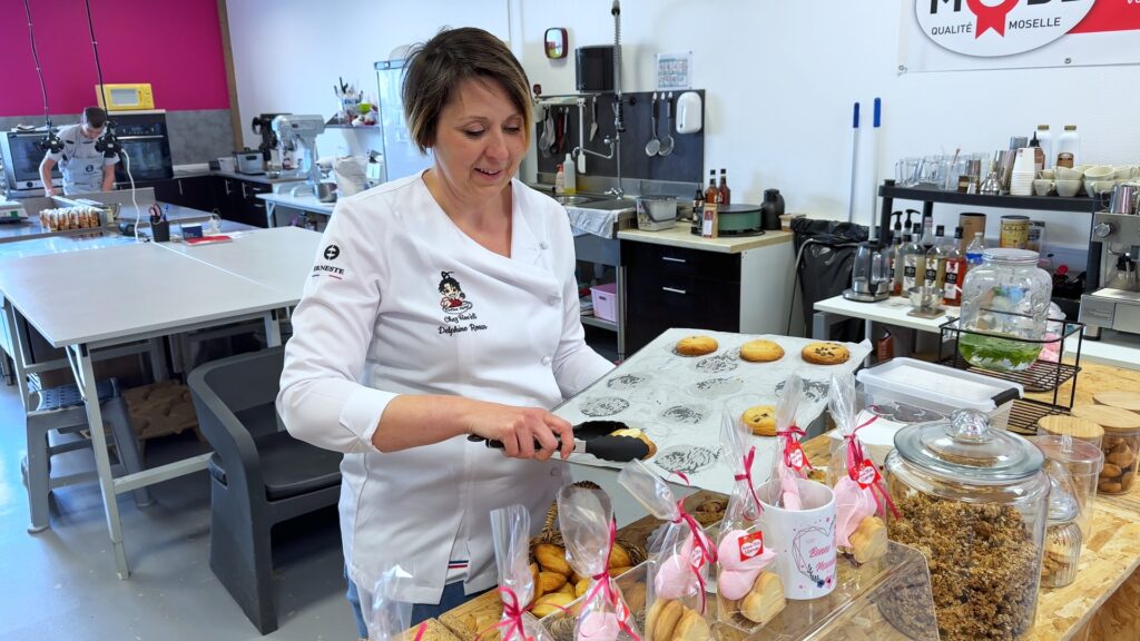 Hop'la, le portrait : Depuis son enfance, Delphine est passionnée de pâtisserie