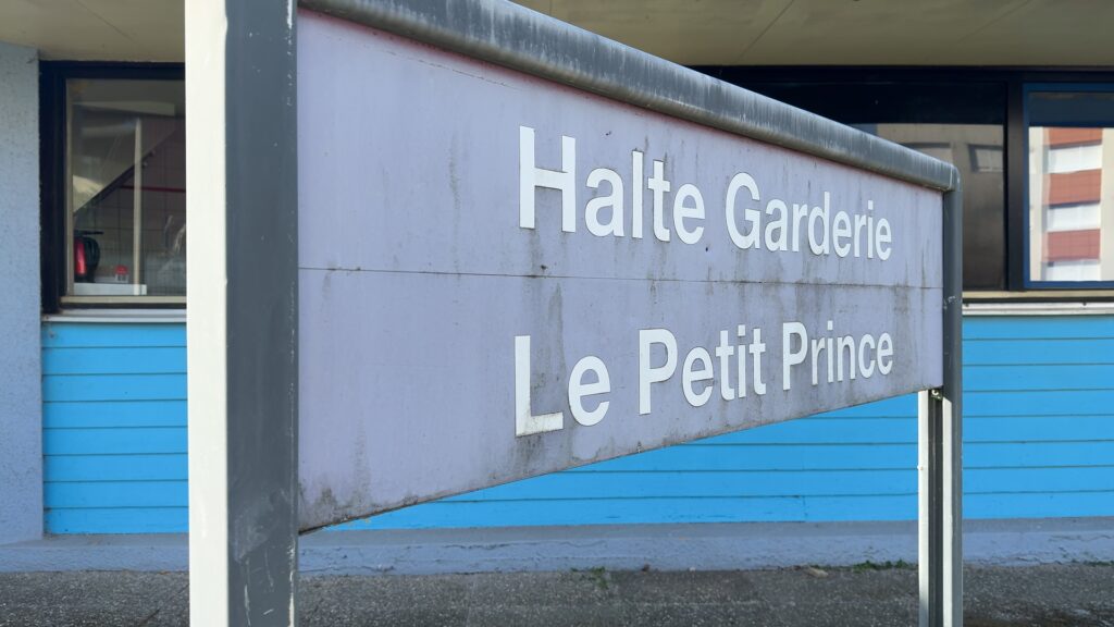 Piquet de grève levé suite à des négociations avec la Maison Bleue