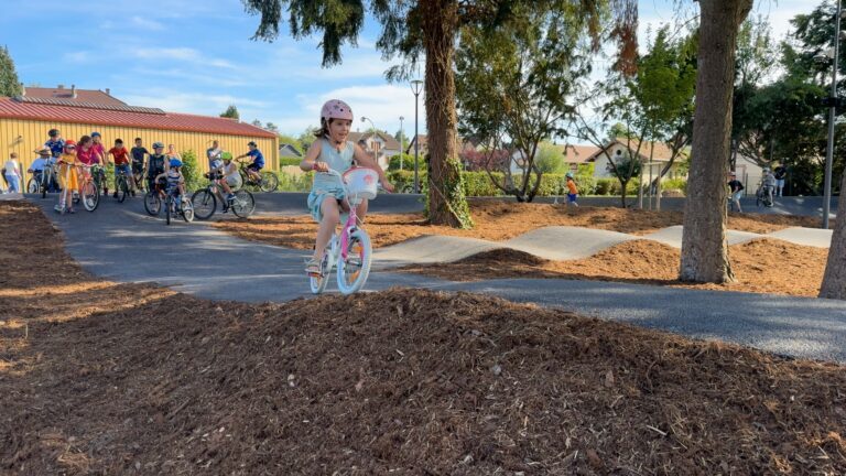 Square de la jeunesse de Lemberg : Les enfants ont déjà pu en profiter !