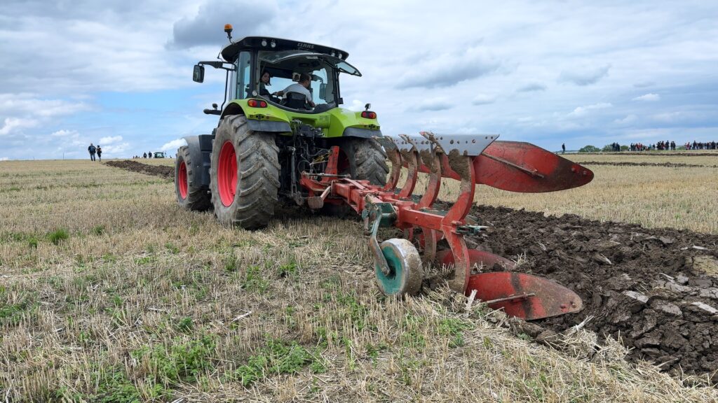 Concours de labour : de la visibilité supplémentaire pour les jeunes agriculteurs 