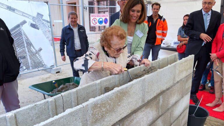 Pose de la première pierre du nouveau site Notre-Dame du Blauberg