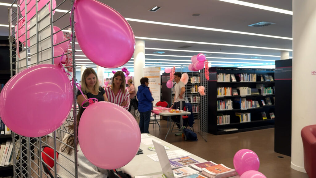 Une journée consacrée à Octobre Rose à la médiathèque