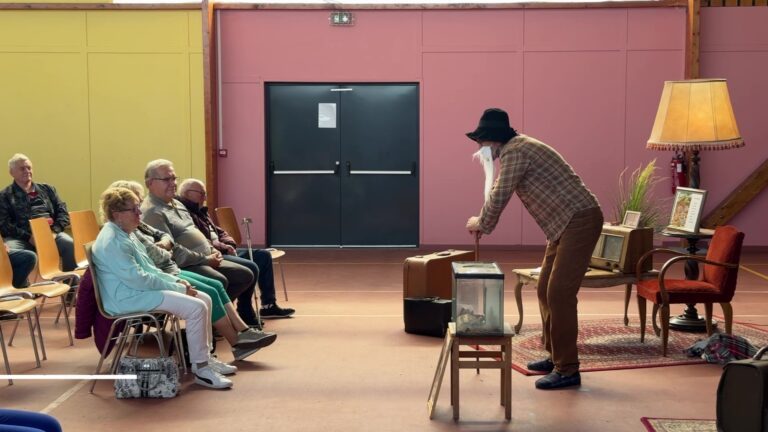 Un théâtre-débat sur l'isolement des personnes âgées