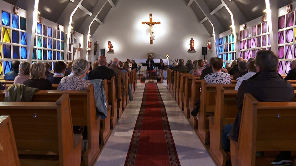 Des airs celtiques ont résonné dans l’église Sainte-Croix de Hanviller